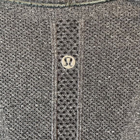 Lululemon Grey Swiftly Tech Long Sleeve Shirt Women’s Size 12 - Picture 7 of 8